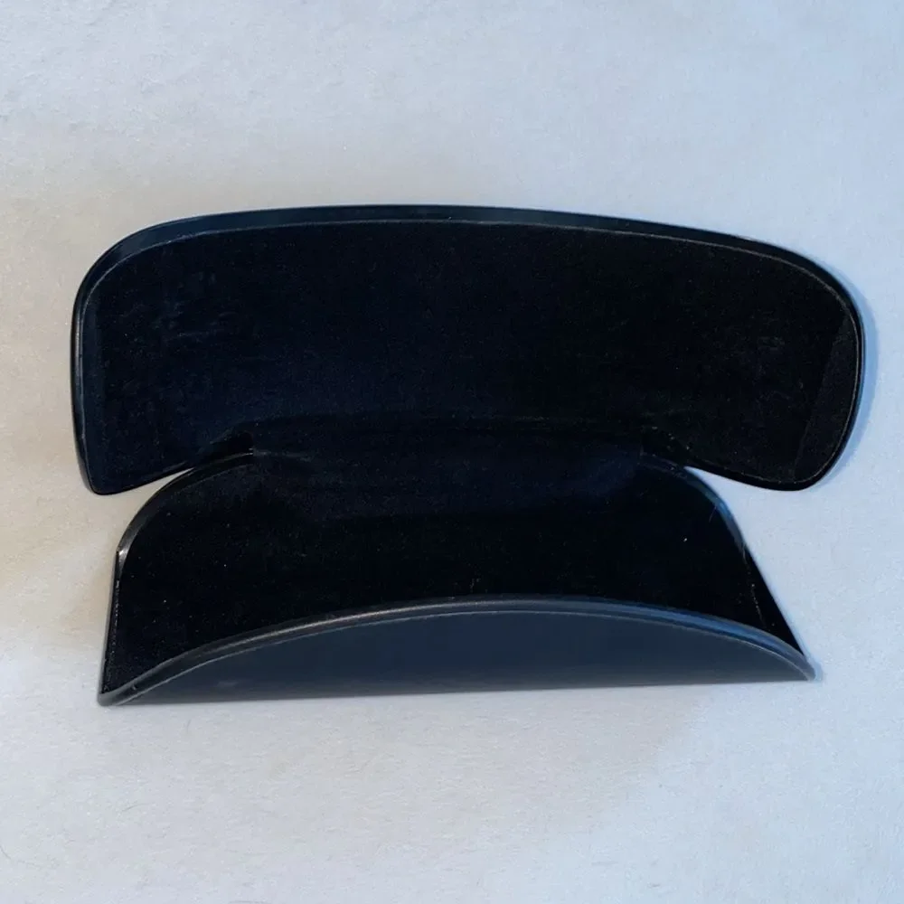 Armani‎ Exchange eye/sun glasses case